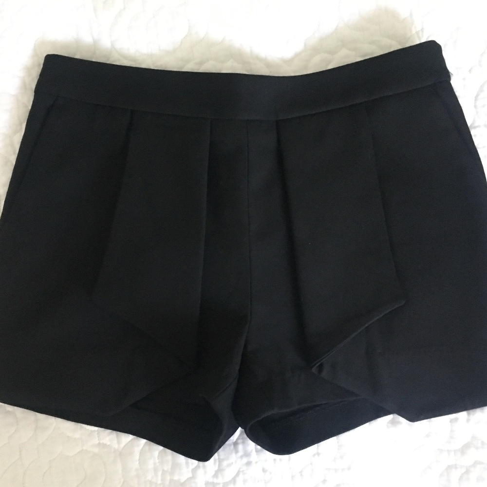 Zara Pleated Skort